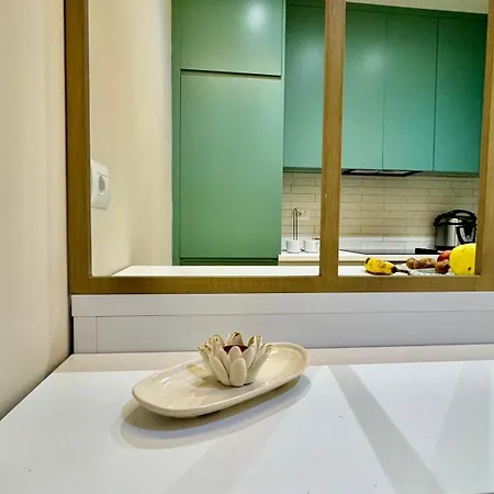 France Stylish Apartament Saranda