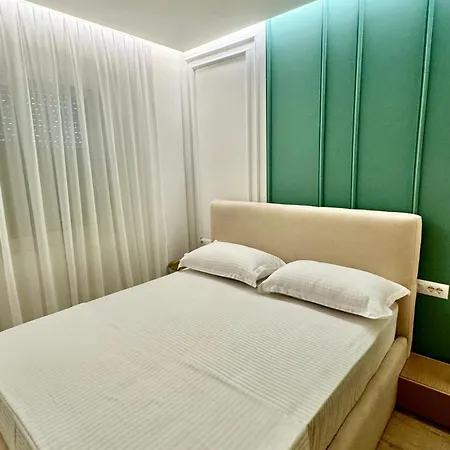 Apartament France Stylish *
